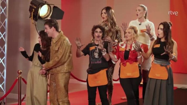 Maestros de la costura Celebrity - El desfile arácnido de La Terre