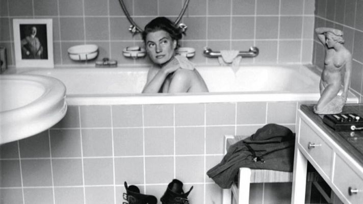 Lee Miller muestra sus fotos en Barcelona