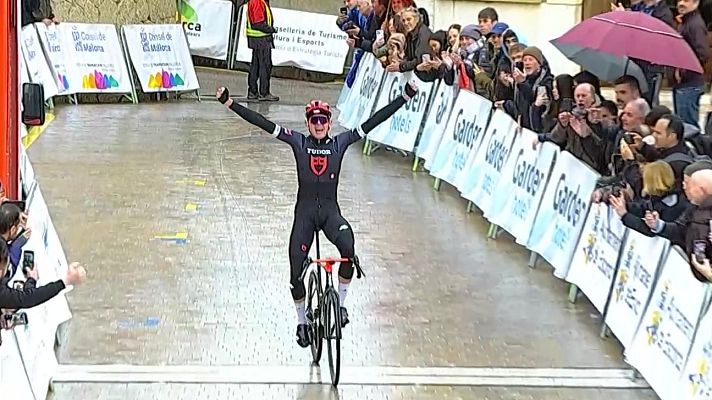 Ciclismo - El ciclista alemán Florian Stork se impone en solitario en la etapa 3 de la Challenge de Mallorca