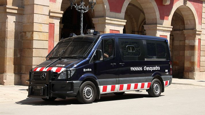 Telediario Fin de Semana - Los Mossos mantienen el dispositivo contra los robos en domicilios en Barcelona