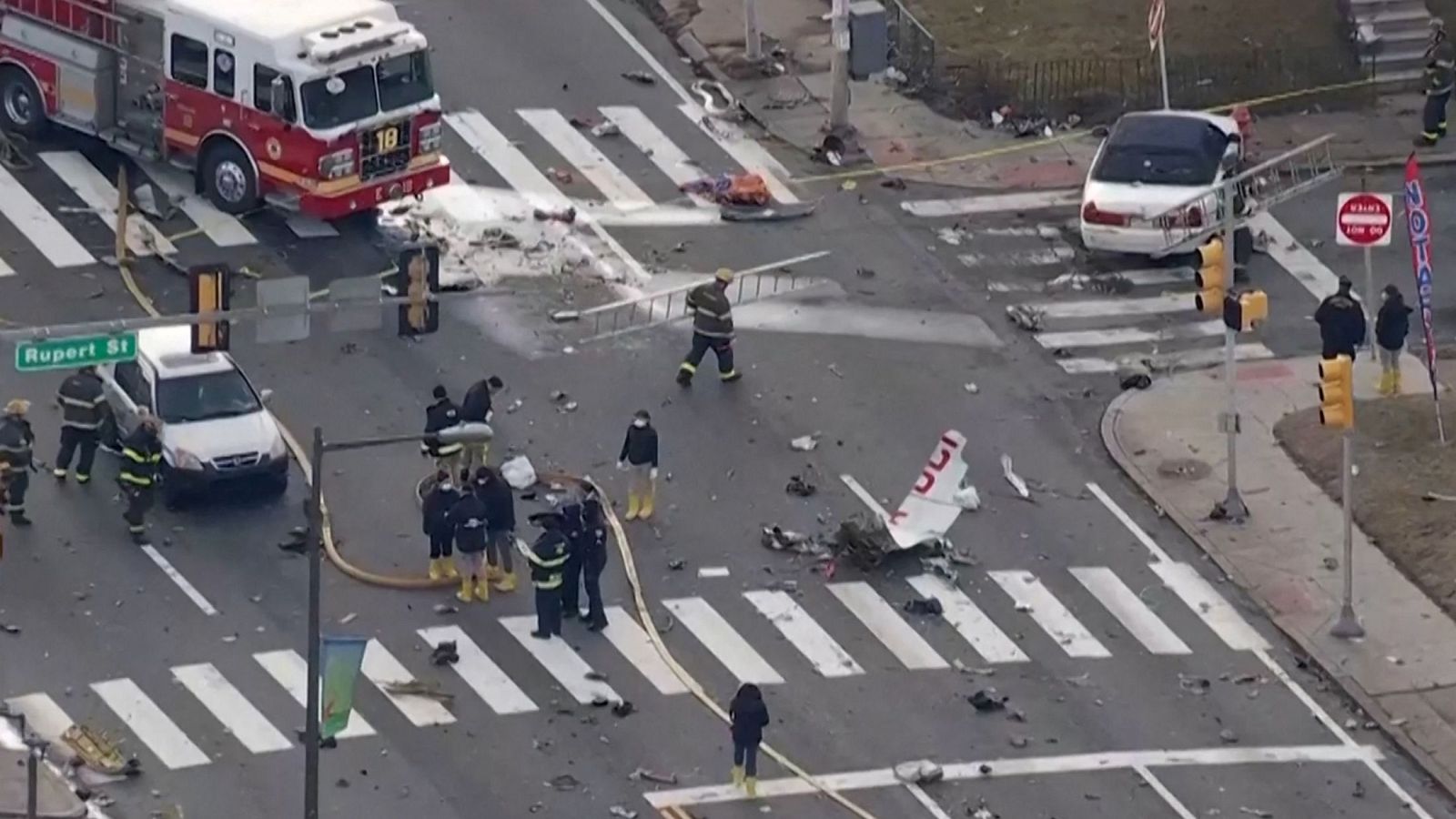 Siete fallecidos en el accidente del avión médico en Filadelfia, Estados Unidos | Ver