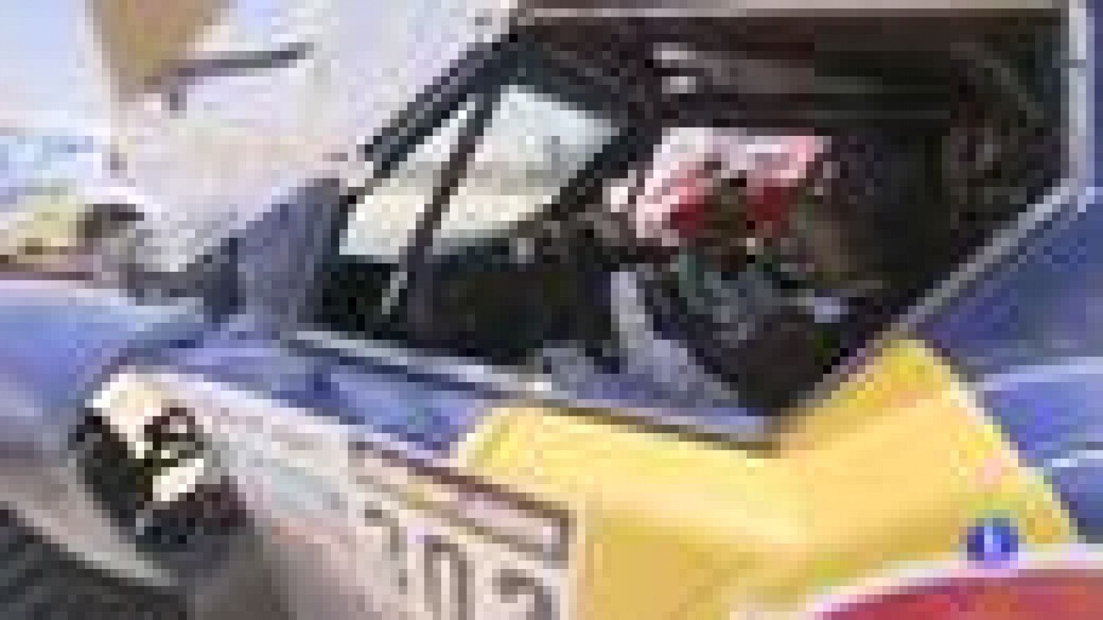 Segundo día de Dakar y la alegría nos ha llegado sobre dos ruedas. Joan Barreda es líder en motos. Fue el primero en cubrir los 242 kilómetros de especial con salida y llegada a Pisco, Perú. Segundo, otro español Joan Pedrero, tercero en la general.