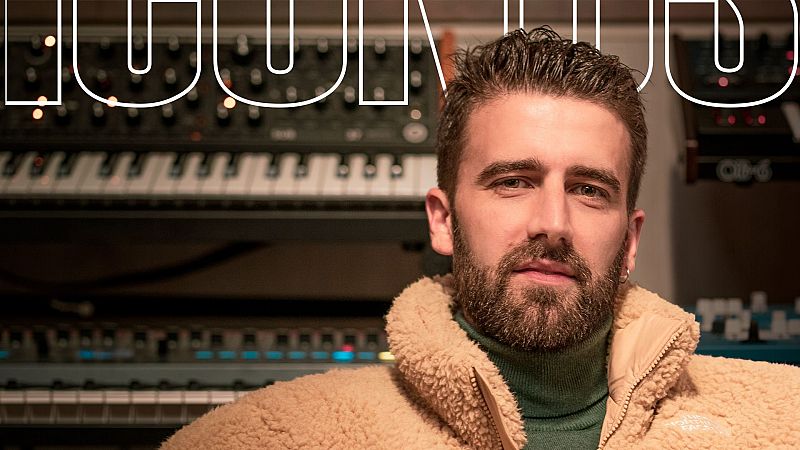 Iconos - Un da en el estudio con Juancho Marqus