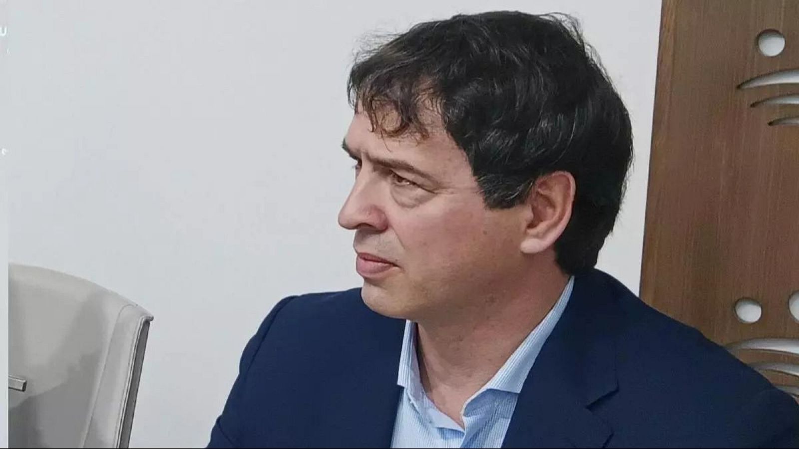 El hermano de Pedro Sánchez deja su puesto en la Diputación de Badajoz | Ver