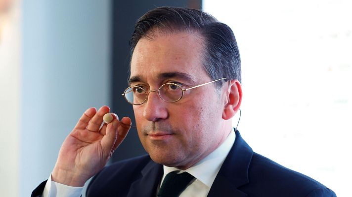 Telediario 1 - Albares responde tras el "inesperado" cese del embajador en Bélgica: "El Ministerio se rige por los cauces habituales"