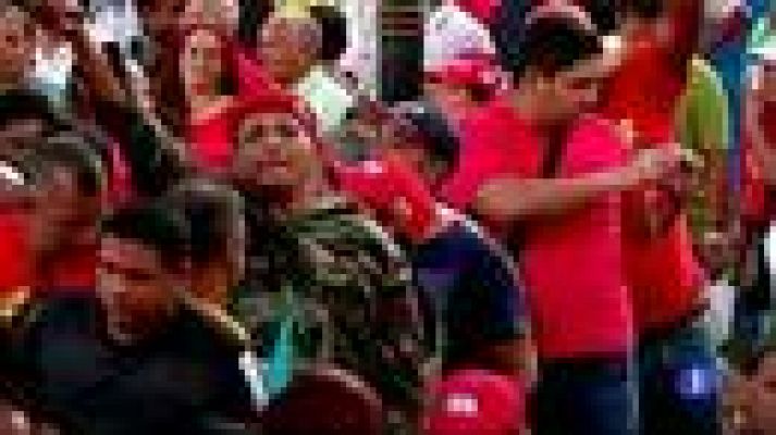 Telediario 1 - Preparan la sucesión de Chávez