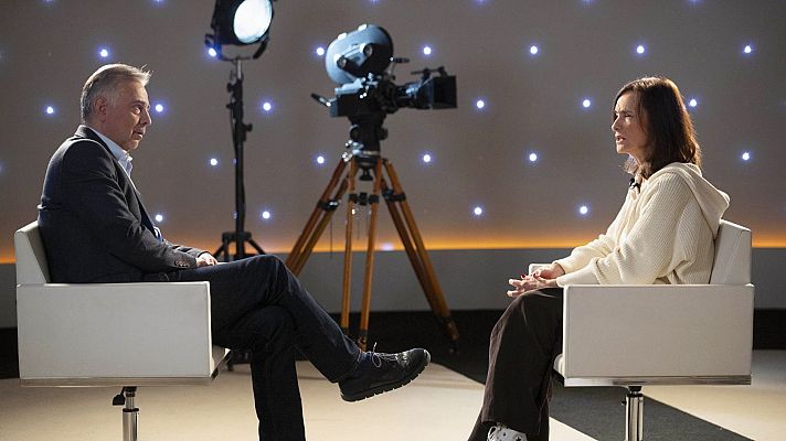 Plano general - Ana Torrent - ver ahora