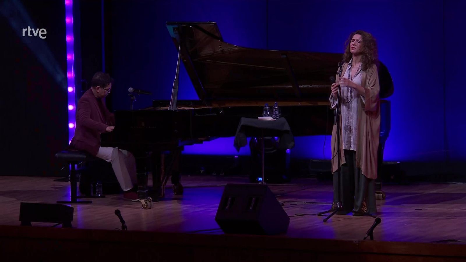 Las noches del Monumental - Olas y Arenas - ver ahora