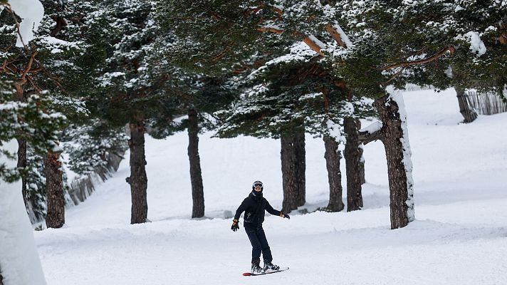 Lluvia en el este y sur peninsular, con nieve en las montañas del noreste