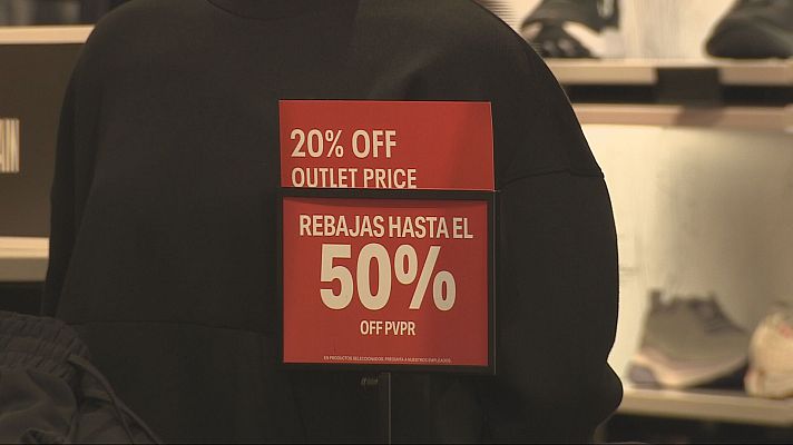 L'Informatiu - L'auge dels 'outlets' posa de moda les marques