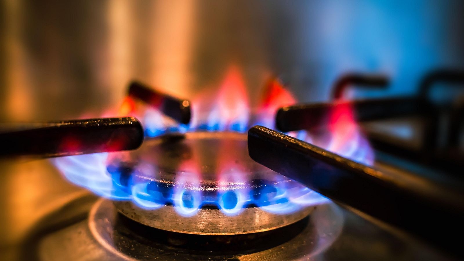 El aumento del precio del gas preocupa a la ciudadanía: "Está subiendo todo una barbaridad"