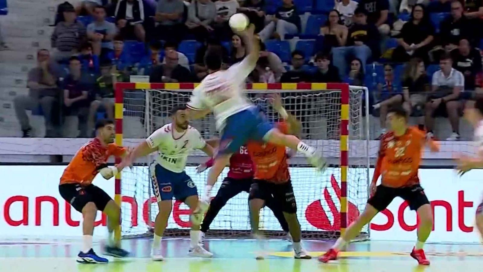 Balonmano - Copa de España. 1ª Semifinal: Bathco BM Torrelavega - Fraikin BM Granollers - ver ahora
