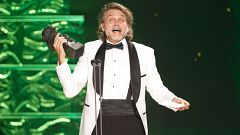 Goya 2025 | La emotiva celebración de Salva Reina al ganar el Goya a Mejor Actor de Reparto