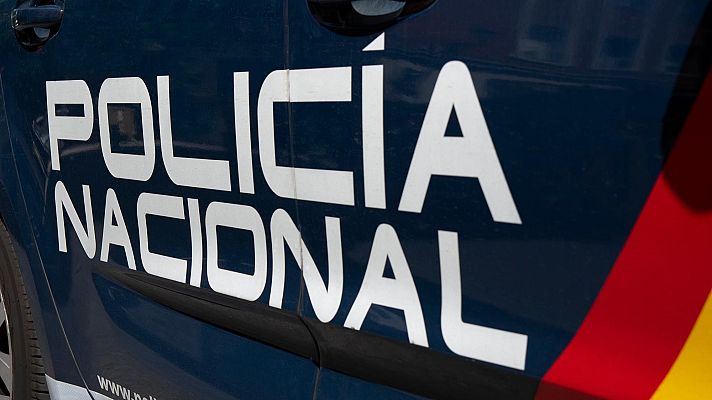 Telediario Fin de Semana - La Policía Nacional desarticula una organización criminal que enviaba droga a través de empresas de paquetería