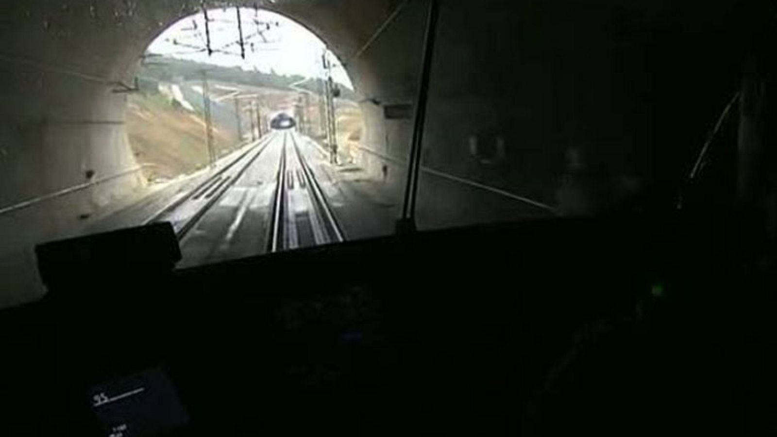 El príncipe, Rajoy y Mas, juntos para inaugurar el AVE a Girona y Figueres