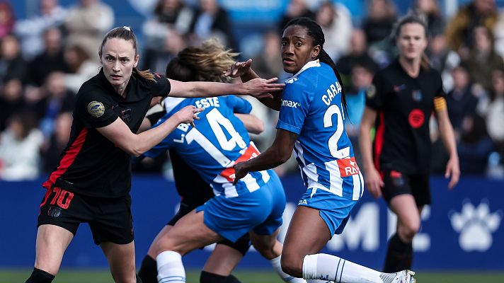 El Espanyol condena el acoso en redes a Daniela Caracas tras denunciar del club los tocamientos de Mapi León en el derbi