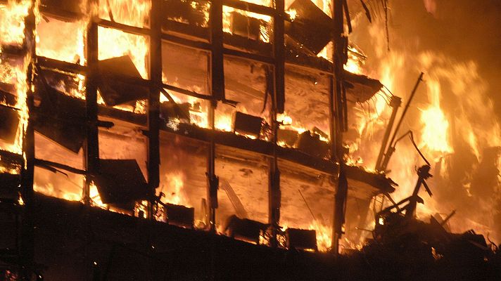 Informativo 24h - Se cumplen dos décadas del incendio de la torre Windsor y todavía continúan las incógnitas