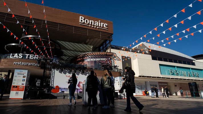 Reabre el centro comercial Bonaire tres meses después de la dana | Ver