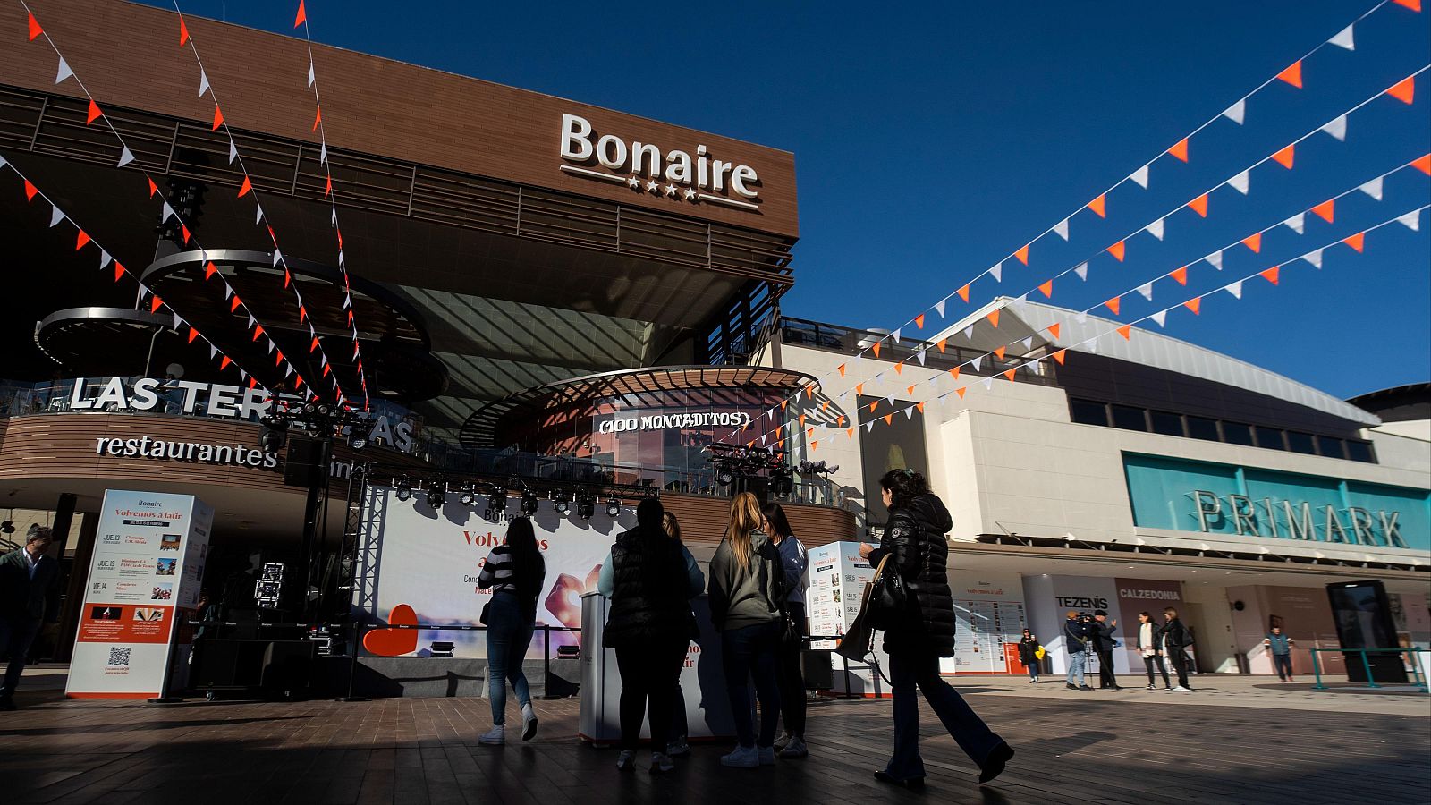 Reabre el centro comercial Bonaire tres meses después de la dana | Ver