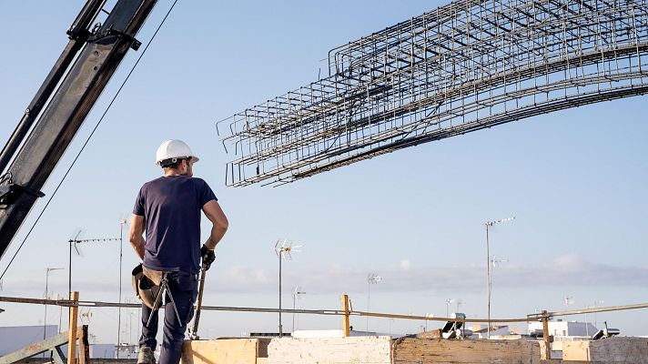 En 2024 perdieron la vida 796 trabajadores, un 10% más que en 2023 - Telediario 1 | Ver