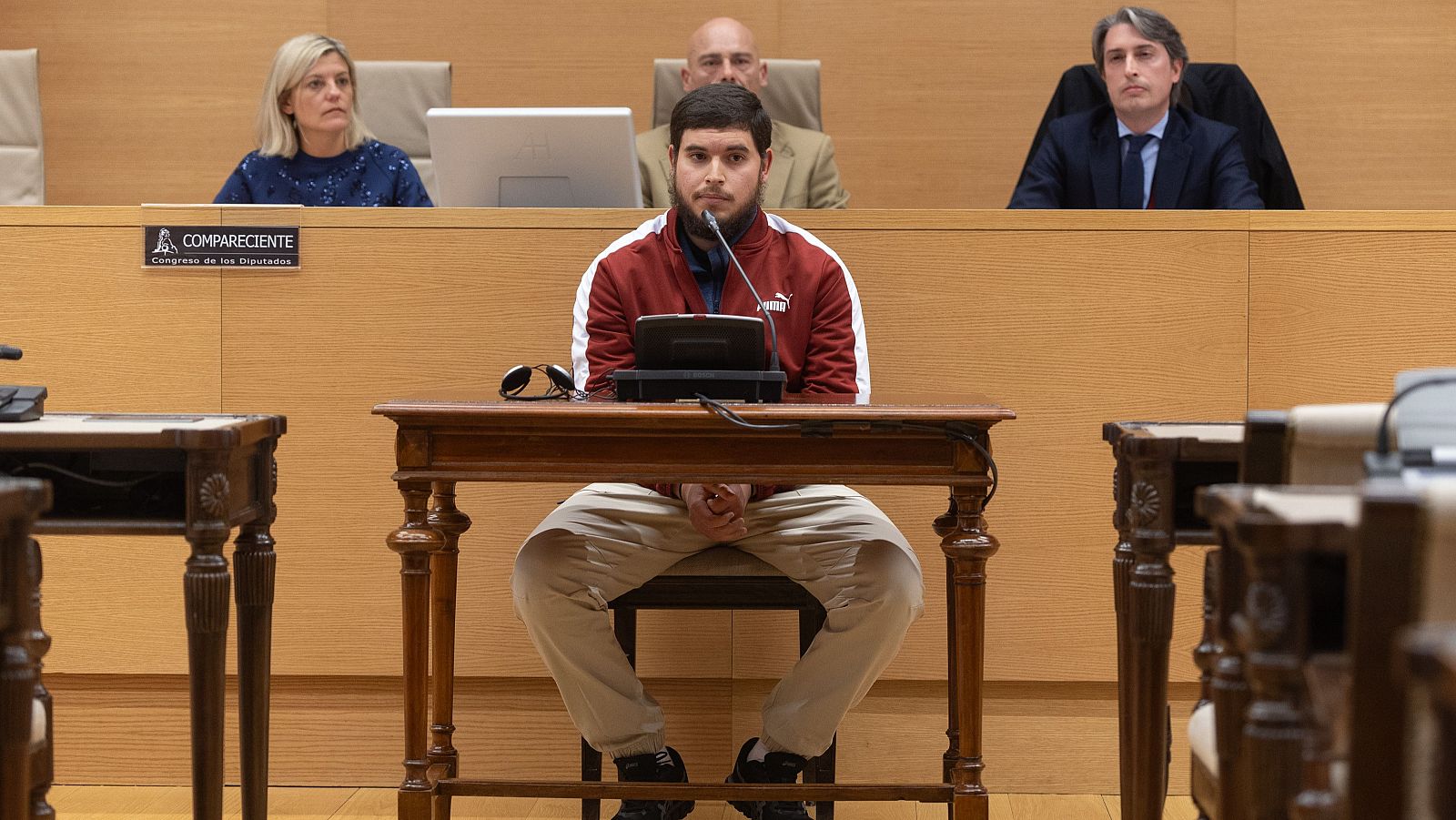 Uno de los condenados por los atentados yihadistas en Cataluña dice que el CNI sabía los planes del imán de Ripoll - La tarde en 24h | Ver