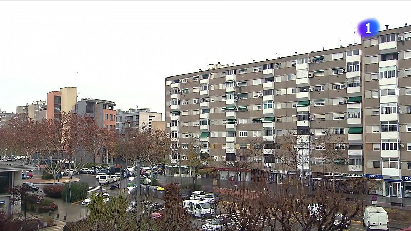 Fora l'amiant i els pisos de protecció oficial a Badia del Vallès