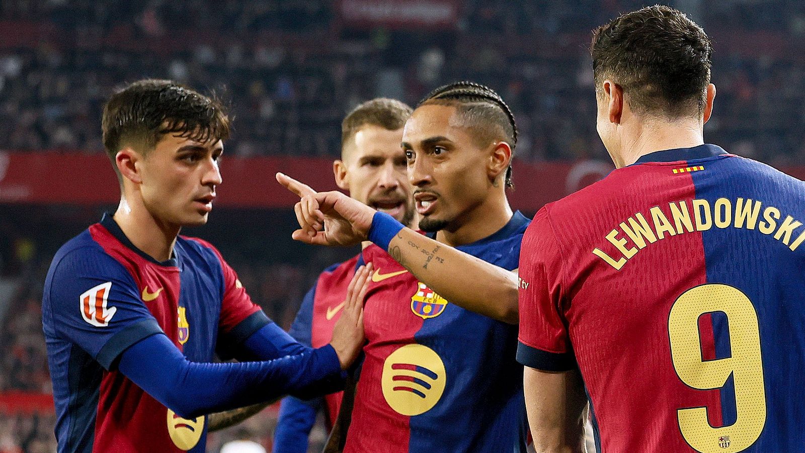 El Barcelona inicia el asalto al liderato ante el Rayo Vallecano