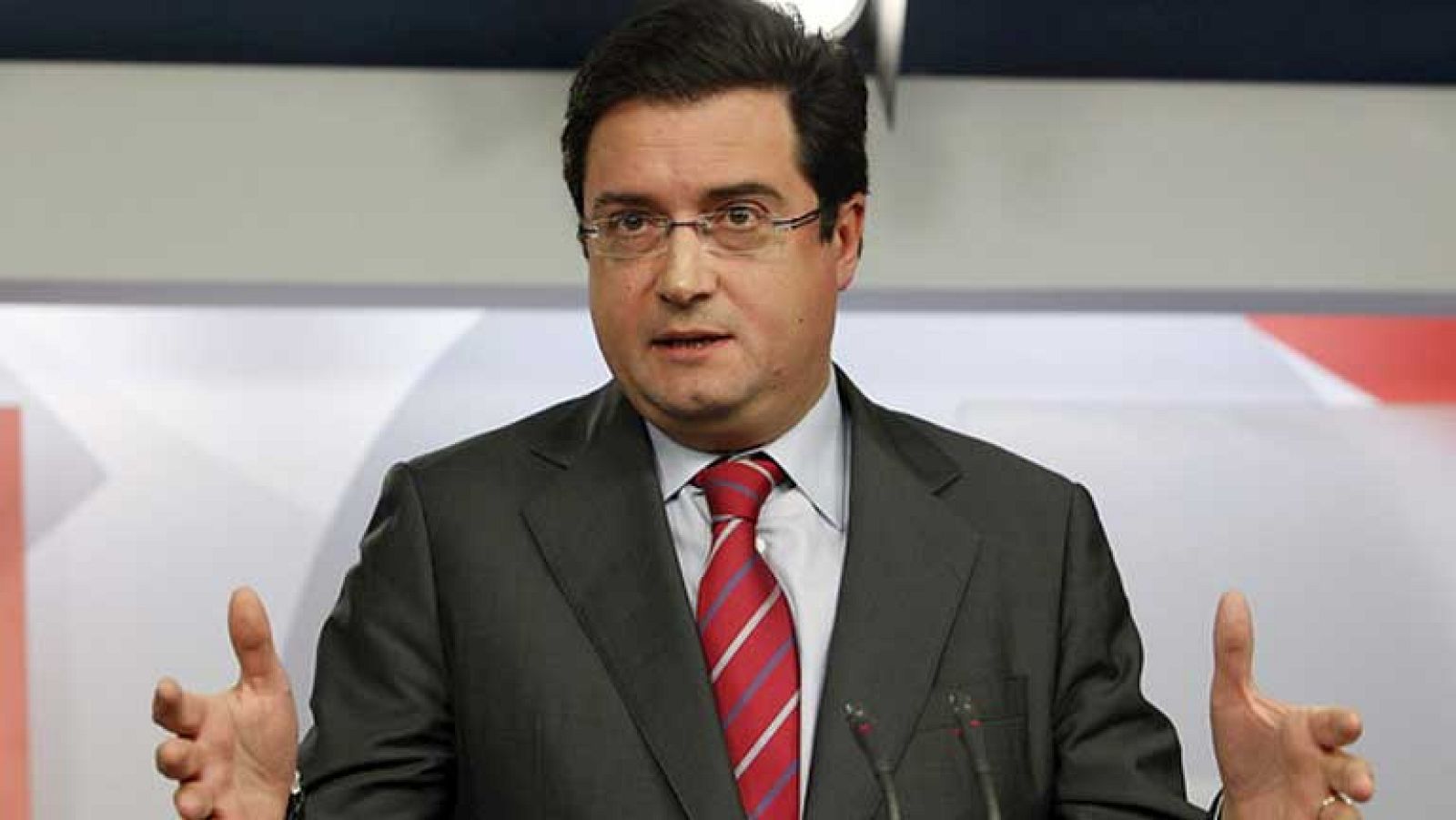 Los socialistas catalanes anuncian que votarían en contra de cualquier consulta ilegal