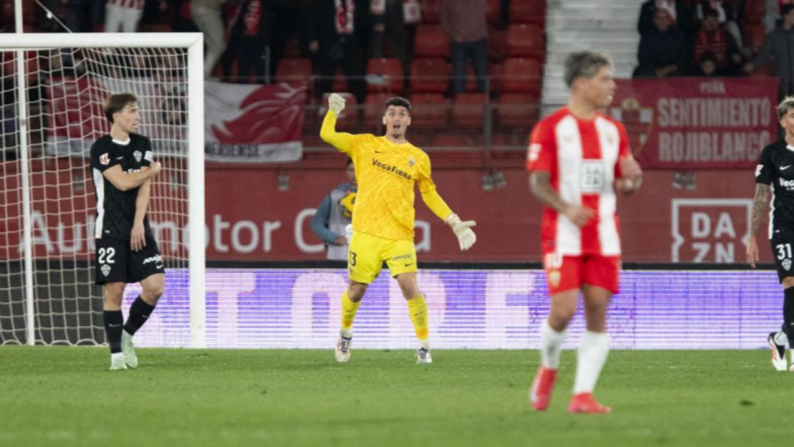 Almería - Elche: resumen del partido de la 27ª jornada de Segunda | Ver
