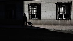 Grecia y España, los países de la UE donde más bajaron los ingresos de los hogares de 2009 a 2011 y que más paro registran