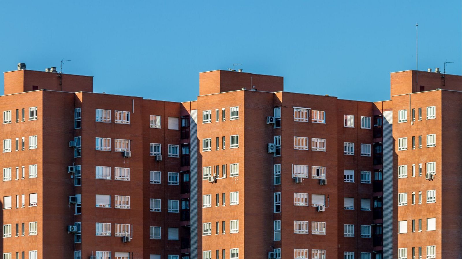 Más inquilinos que nunca: el 20,4% de viviendas en 2024 estaban en alquiler - Telediario 1 | Ver