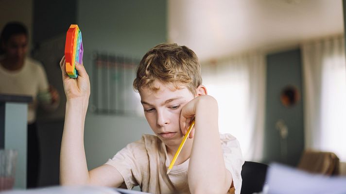 La tarde en 24h - Día Internacional del Asperger: visibilizar lo invisible