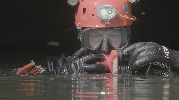 Rescate en las profundidades