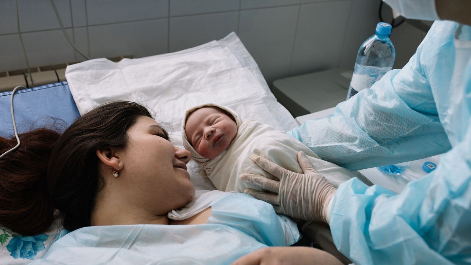 Aumentan los nacimientos por primera vez en 10 años en España