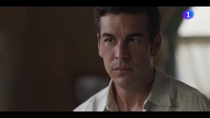L'Informatiu - 'El secreto del orfebre', protagonitzada per Mario Casas i Michelle Jenner