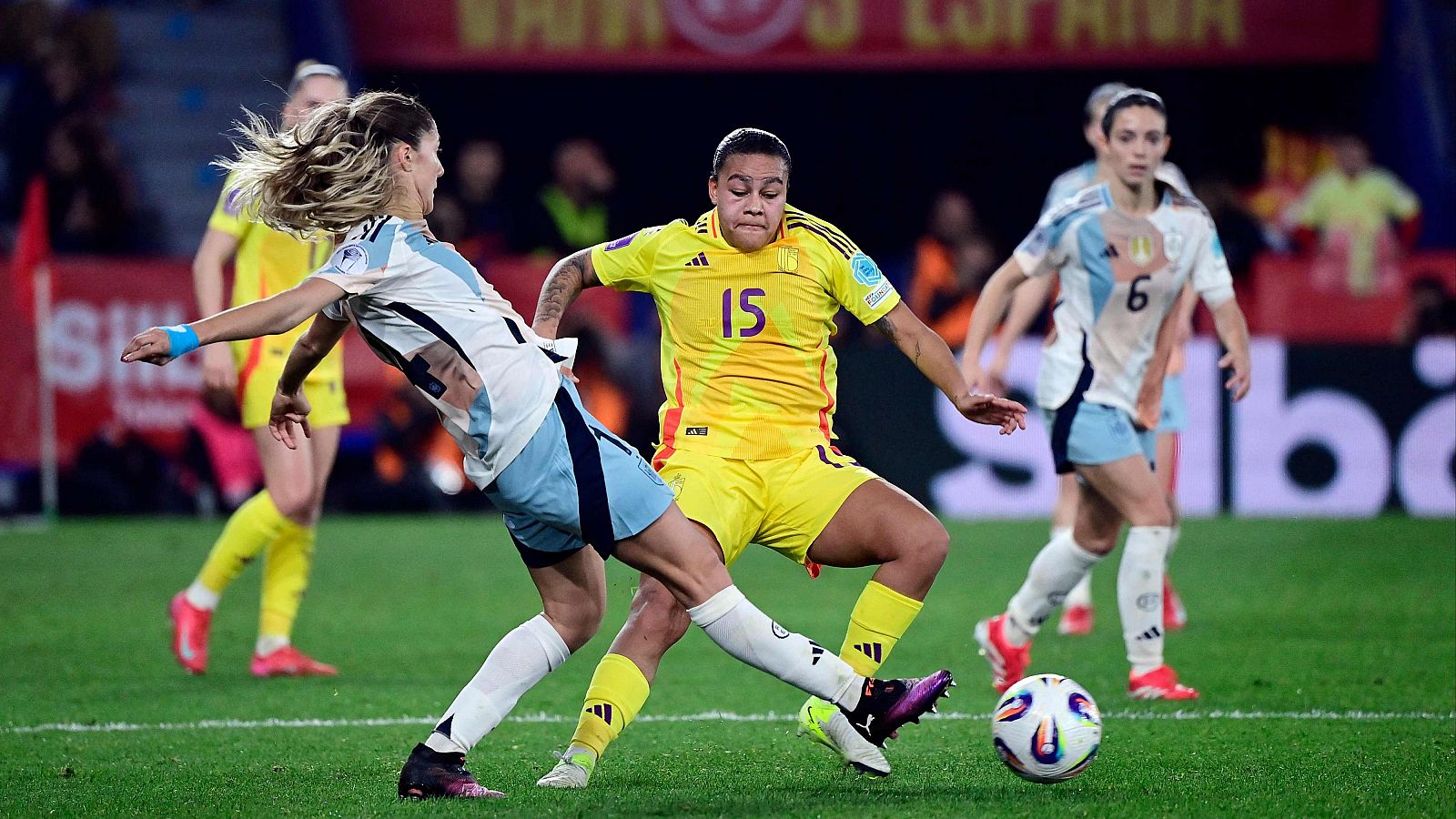 Resumen del partido de la UEFA Women's Nations League: España - Bélgica