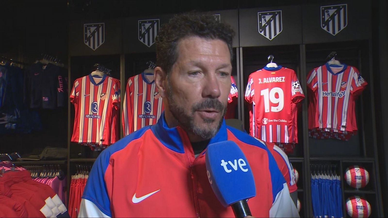 Simeone, a RTVE: "Lamine Yamal va a jugar"