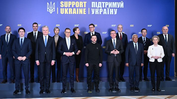 Telediario en lengua de signos - Telediario - 15 horas - 24/02/25 - Lengua de signos