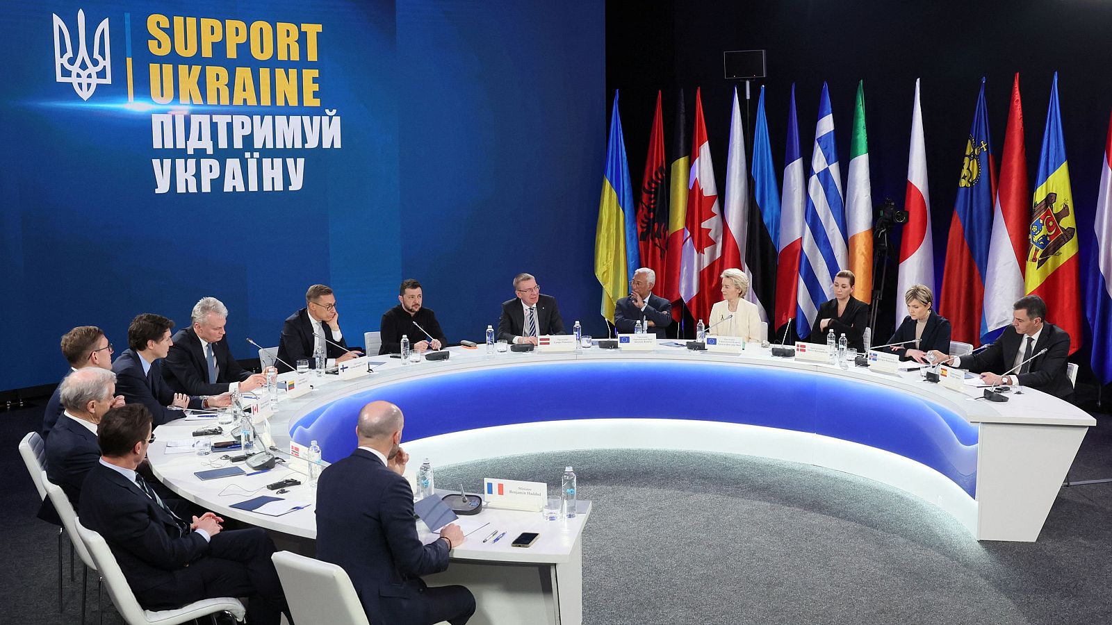 Sánchez se compromete a que España reduzca las compras de gas de Rusia - La tarde en 24h | Ver