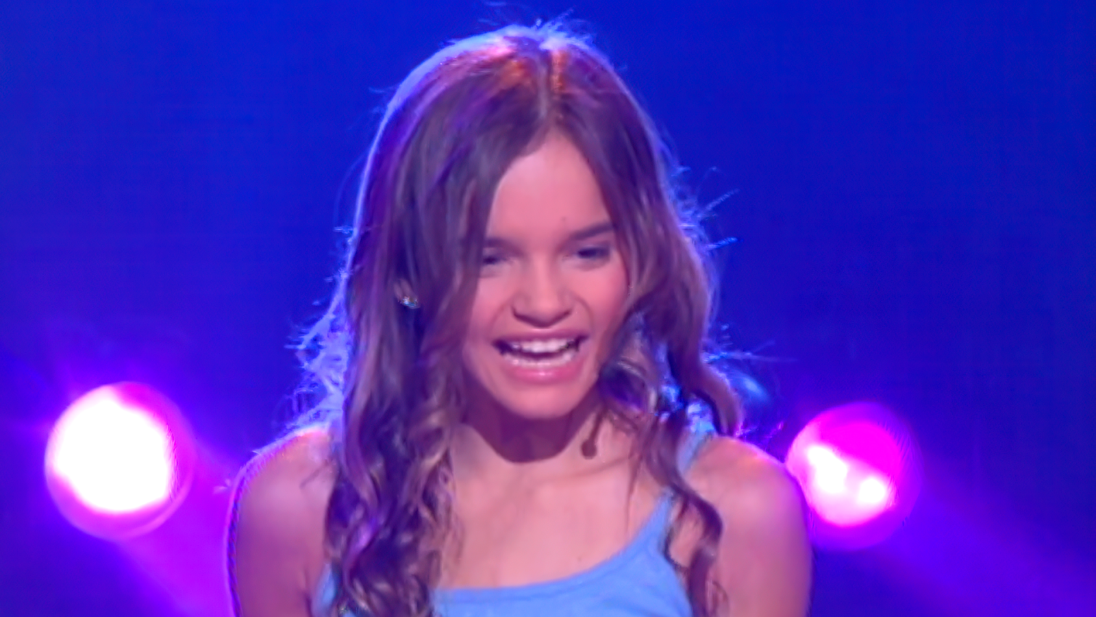 Música Sí | Melody canta "El baile del gorila" y "De pata negra" - Música sí | Ver