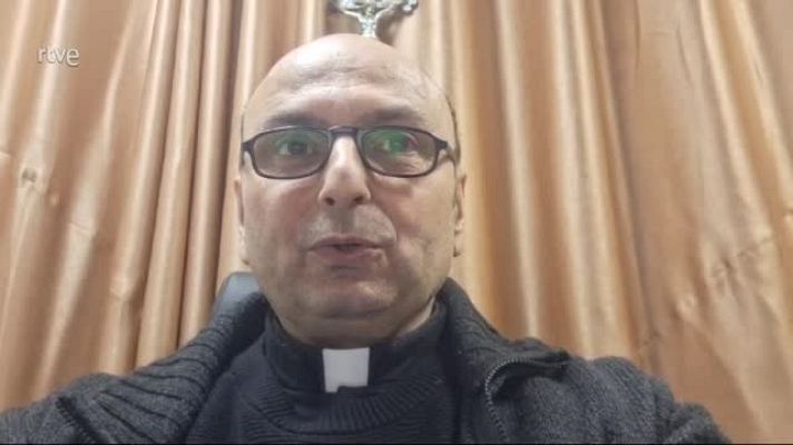 Modo Digital - El párroco de Gaza agradece "esa bendita llamada" del papa Francisco "a pesar de su delicado estado de salud"