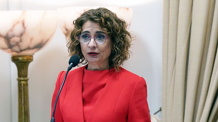 Montero asegura que "el Estado no va a cobrar los intereses" a las comunidades tras la condonación de deuda