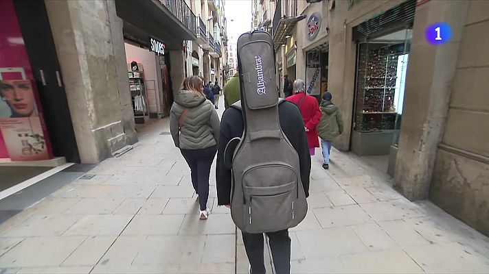 L'Informatiu - El cantautor De Pol prepara el concert a la Sala Apolo