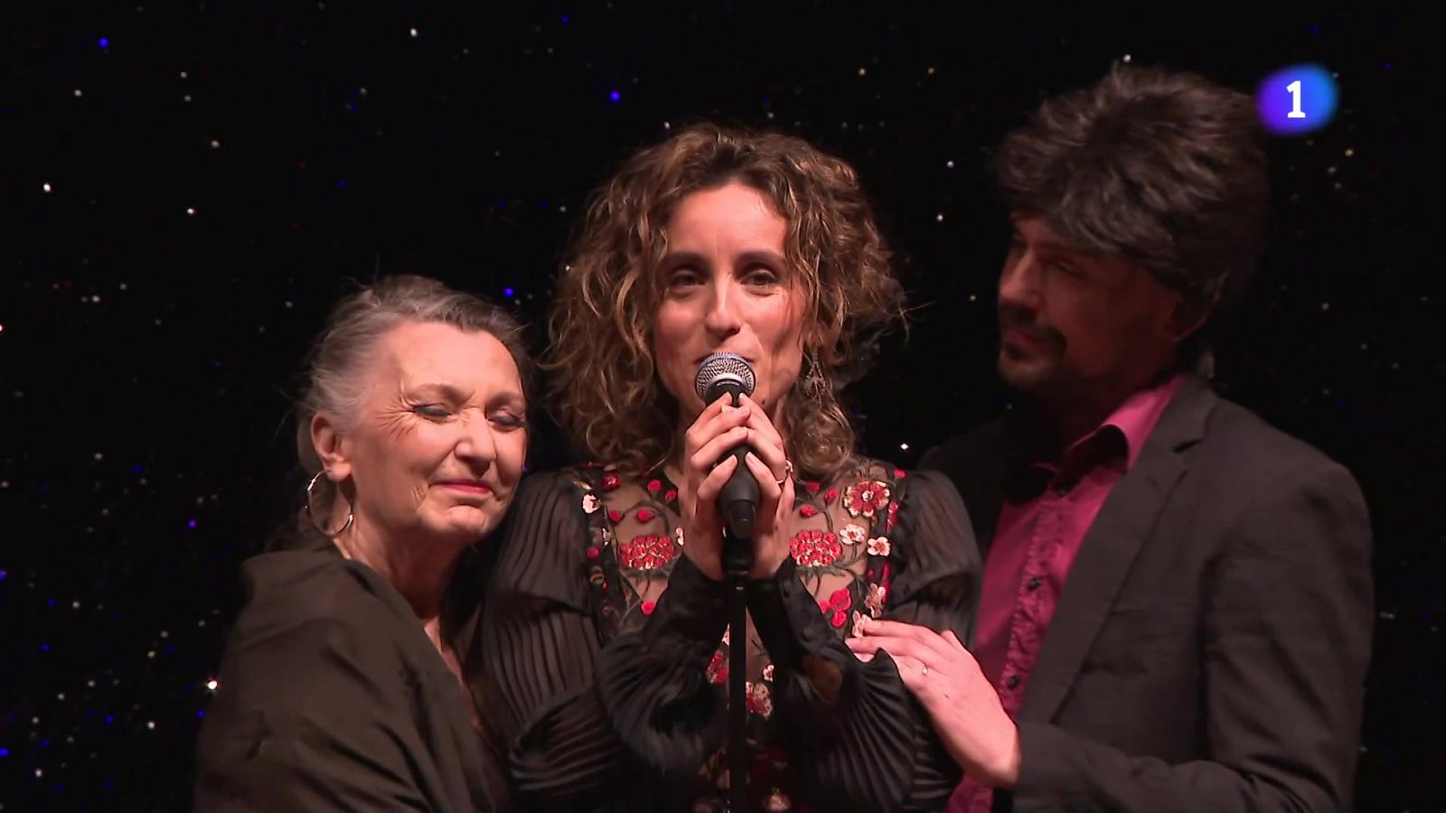 S'estrena Sicalíptiques, un espectacle que reviu el cuplet - L'Informatiu | Veure