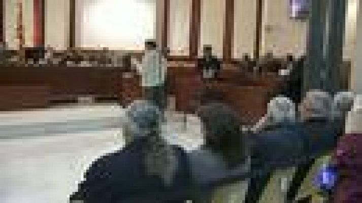 Telediario 1 - Unió admite que se financió ilegalmente y paga 388.000 euros para evitar el juicio del caso Pallerols