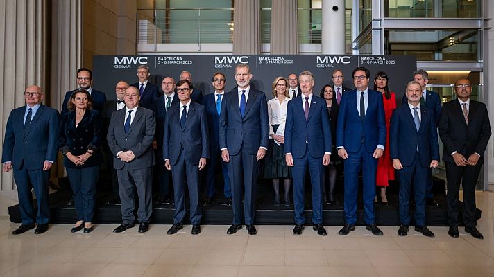 Telediario Fin de Semana - El rey apoya a Ucrania en la cena de bienvenida del MWC 2025