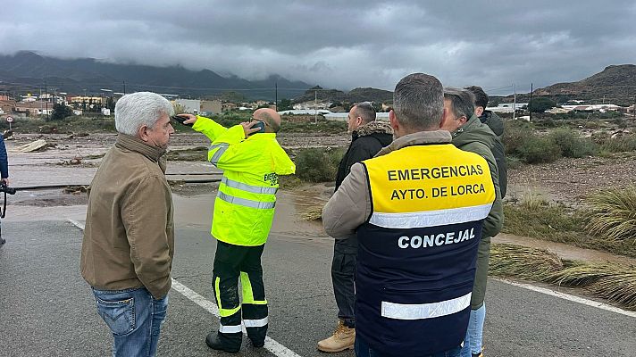 Las fuertes lluvias ocasionan desbordamientos en Murcia