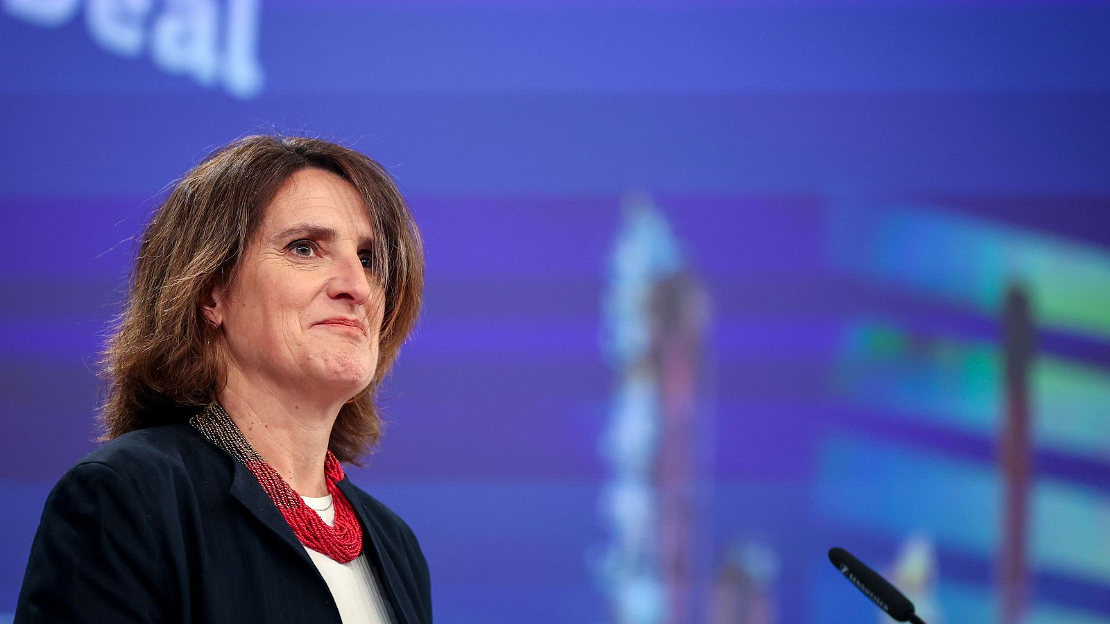 Ribera tilda de "sacudida para Europa" el trato de Trump a Zelenski - La hora de La 1 | Ver