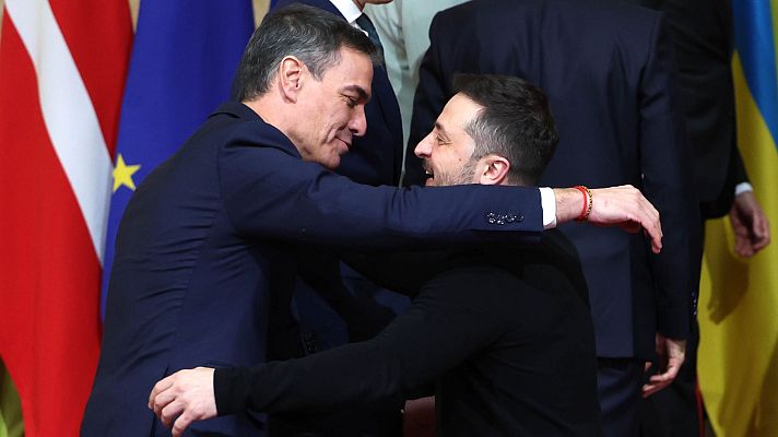 Telediario 1 - Espa��a defiende una "Europa unida y fuerte" en Ucrania pero elude comentar el envío de tropas