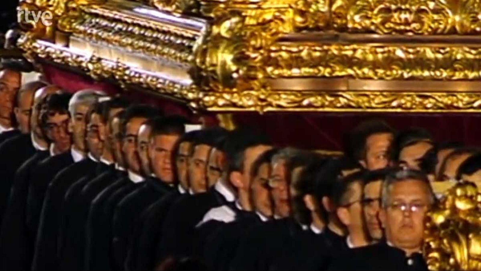 Semana Santa en Málaga. Viernes Santo (2002) - Programas y Concursos en el Archivo de RTVE | Ver